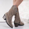 Passante Ciocate Damă Piele Naturală Taupe – toc 5,5 cm