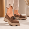 Passante Pantofi Damă Taupe din Piele Naturala Intorsa cu Talpă Groasă Chunky și Detaliu Metalic